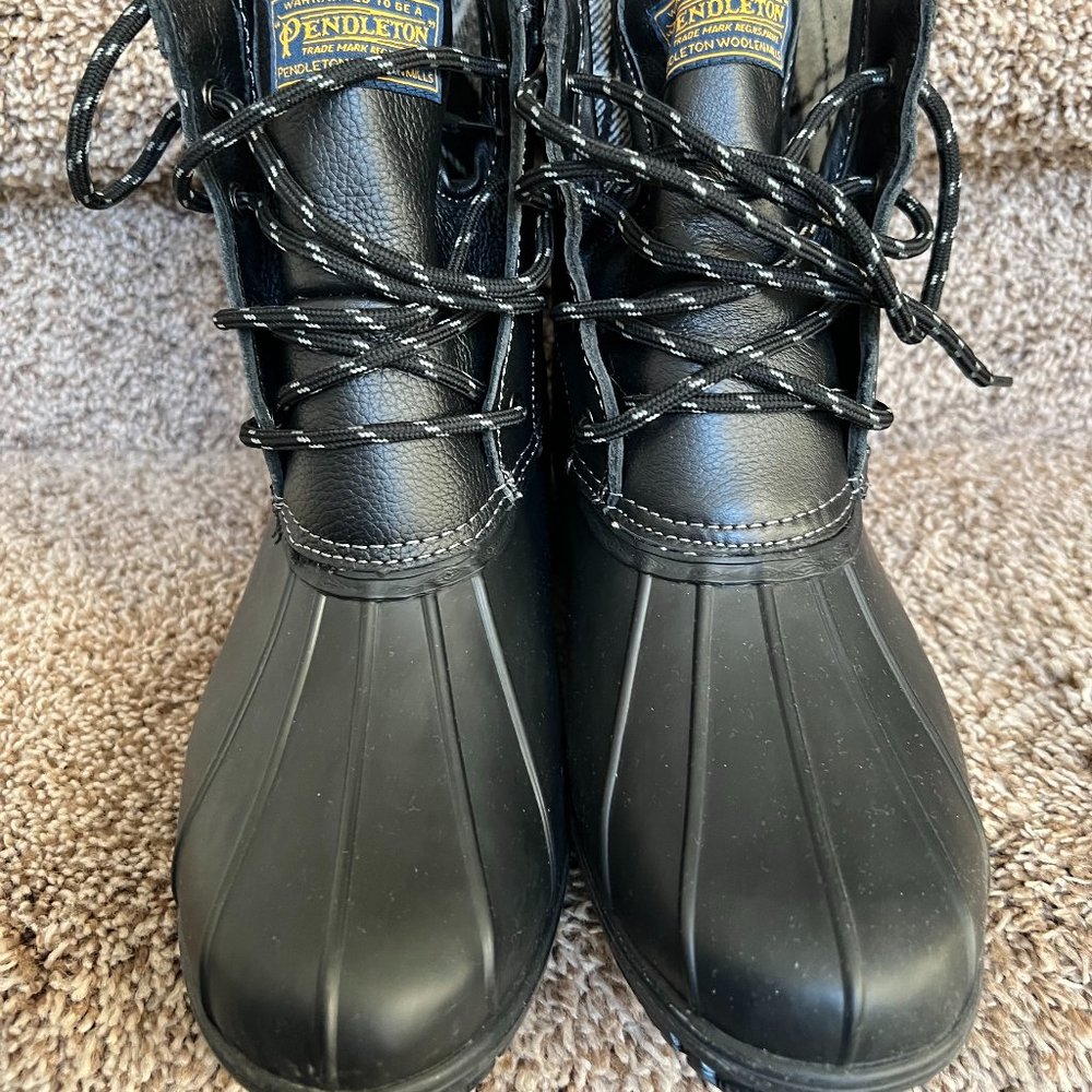 Pendleton Women's Black Leather Upper / Rubber Sh… - image 4